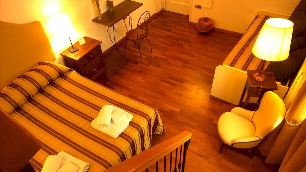 Palazzo Magnocavallo Bed & Breakfast Naples