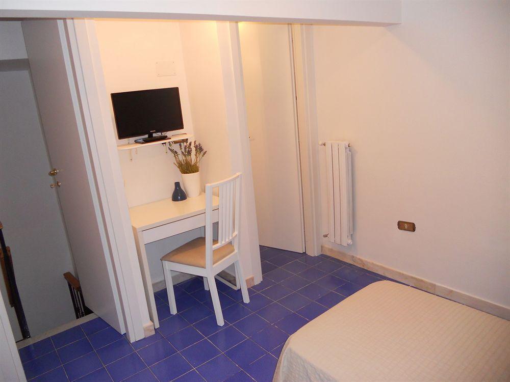 Bed & Breakfast Palazzo Magnocavallo Naples