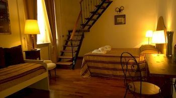 Palazzo Magnocavallo 3*